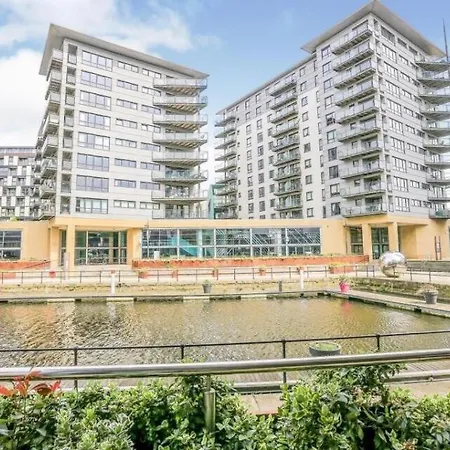 King Penthouse View&free Parking!