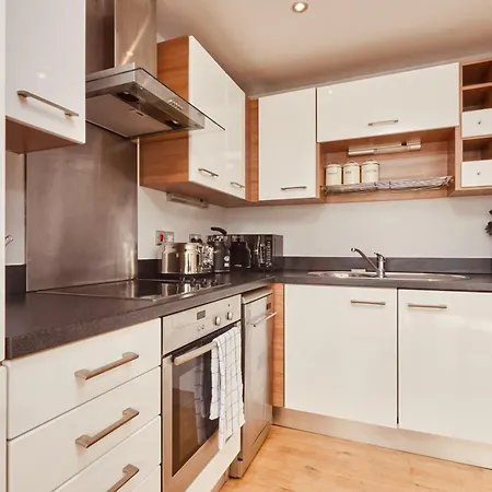 King Penthouse View&free Parking! Leeds (West Yorkshire)