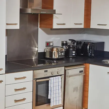King Penthouse View&free Parking! Λιντς