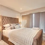 King Penthouse View&free Parking! Leeds (West Yorkshire)