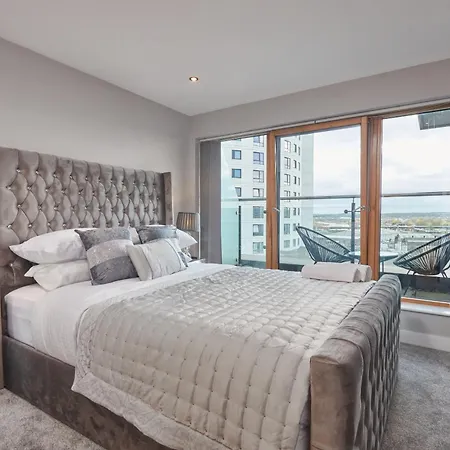 King Penthouse View&free Parking! Lejlighed